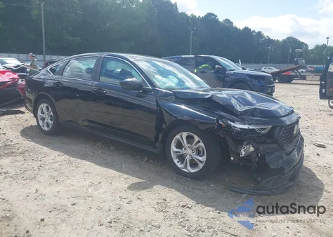 2024 Honda Accord Lx z USA, uszkodzony, nr VIN 1HGCY1F27RA062427